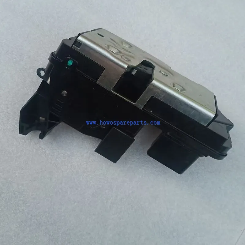 HOWO MAX kallurauto elektriline lukk WG1671340151