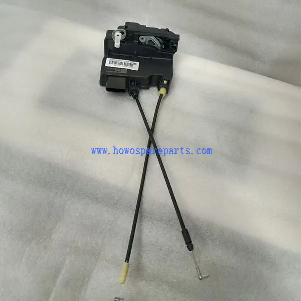 Sinotuk King Truck parempoolse ukse luku korpus EG1640340017